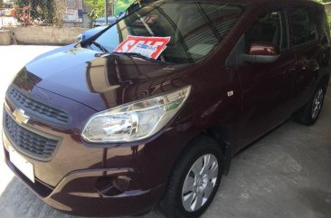 Red Chevrolet Spin 2016 for sale in Manual