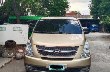 Selling Gold Hyundai Grand Starex 2010 at 95000 km in Valenzuela