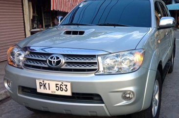 2nd Hand Toyota Fortuner 2010 Automatic Diesel for sale in Quezon City