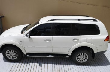 Selling Mitsubishi Montero Automatic Diesel in Silang