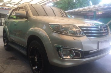 Selling Toyota Fortuner 2012 Automatic Diesel in Quezon City