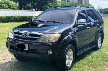 Black Toyota Fortuner 2005 Automatic Diesel for sale in Taguig