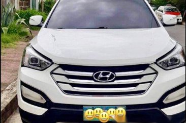 White Hyundai Santa Fe 2013 Automatic for sale 