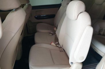 2nd Hand Kia Carnival 2017 at 15000 km for sale