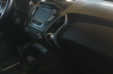 2nd Hand Hyundai Tucson 2012 Automatic Diesel for sale in Calamba