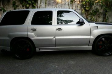 2nd Hand Cadillac Escalade 2002 for sale in Quezon City