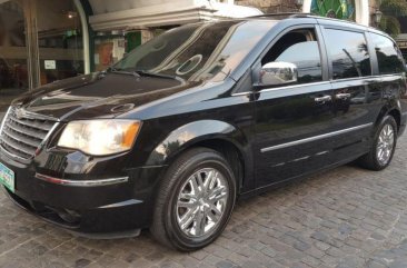 Selling Chrysler Town And Country 2009 Automatic Gasoline in Marikina