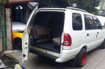 Selling Isuzu Crosswind 2014 Manual Diesel in Quezon City