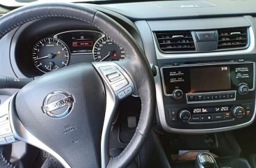 Selling Nissan Altima 2018 at 5496 km in Makati