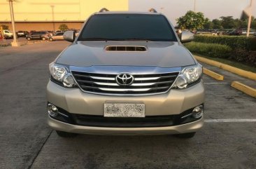 Selling 2nd Hand Toyota Fortuner 2015 Manual Diesel at 30153 km in Santiago