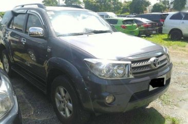 Selling Toyota Fortuner 2010 at 82000 km in Angono