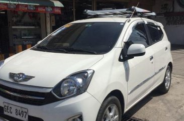 Selling White Toyota Wigo 2016 Automatic Gasoline at 40000 km in Minglanilla