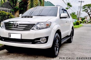 Selling 2nd Hand Toyota Fortuner 2015 Automatic Diesel at 29000 km in Angeles