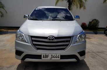 2nd Hand Toyota Innova 2015 at 40000 km for sale