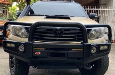 Selling 2nd Hand Toyota Fortuner 2014 at 50000 km in Quezon City