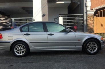 Selling 2nd Hand Bmw 318I 2002 at 50000 km in Pasig