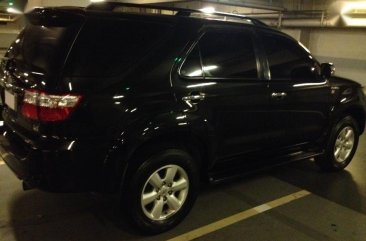 Sell Black 2010 Toyota Fortuner Automatic Gasoline at 110000 km in San Juan