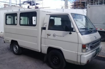 Sell 2nd Hand 2013 Mitsubishi L300 Manual Diesel at 130000 km in Parañaque