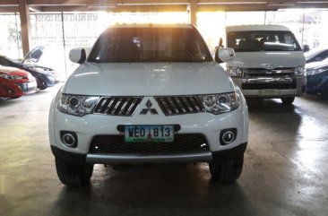 Selling 2nd Hand Mitsubishi Montero Sport 2013 at 52000 km in Makati