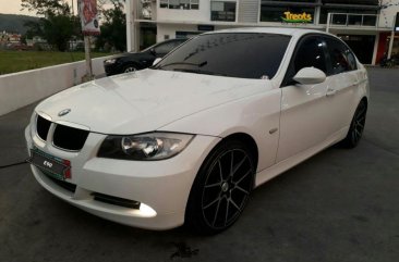 Selling 2nd Hand Bmw 320I in Olongapo