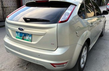 Selling 2nd Hand Ford Focus 2010 in Quezon City