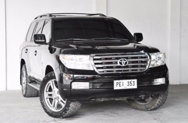 Sell 2nd Hand 2010 Toyota Land Cruiser at 30000 km in Quezon City