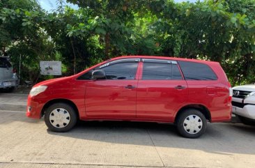 Selling Red Toyota Innova 2016 at 17000 km in Quezon City