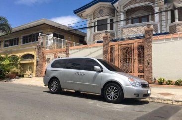 2nd Hand Kia Carnival 2013 at 27367 km for sale in Quezon City