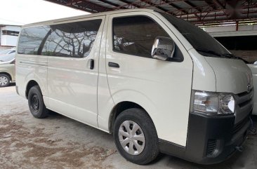 Selling White Toyota Hiace 2019 Van in Quezon City