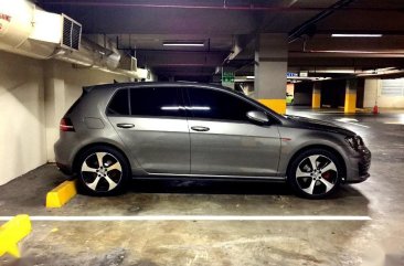 Selling 2nd Hand Volkswagen Golf Gti 2015 at 38300 km in Makati