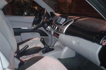 2nd Hand Mitsubishi Strada 2013 Manual Gasoline for sale in Muntinlupa