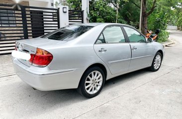 Selling Toyota Camry 2004 at 72000 km in Bacoor