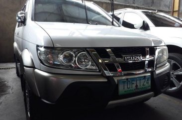 Selling Isuzu Crosswind 2012 Manual Diesel in Quezon City