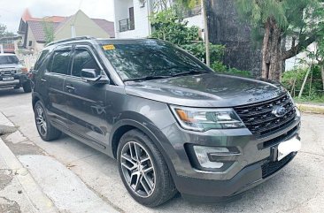 Sell 2nd Hand 2016 Ford Explorer at 15000 km in Bacoor