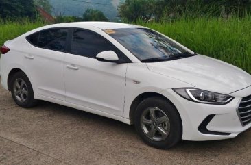 2nd Hand Hyundai Elantra 2018 at 9000 km for sale