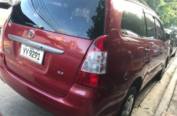 Selling Red Toyota Innova 2016 Manual Diesel at 17010 km in Quezon City