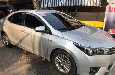 Selling Toyota Altis 2013 Manual Gasoline in Manila