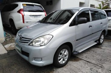 Selling 2nd Hand Toyota Innova 2011 in Quezon City