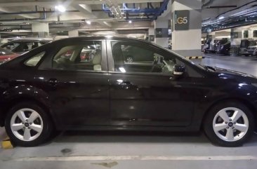 2nd Hand Ford Focus 2009 Sedan at 50000 km for sale