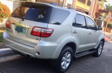 Selling Toyota Fortuner 2009 Automatic Gasoline in Muntinlupa