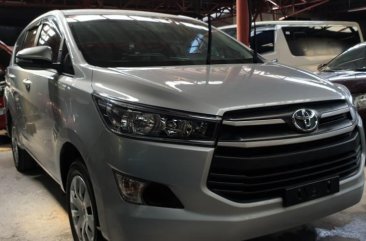 Selling Silver Toyota Innova 2018 in Quezon City