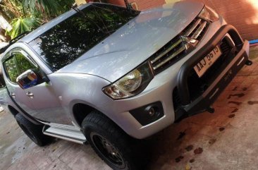 Selling 2nd Hand Mitsubishi Strada 2014 in Meycauayan