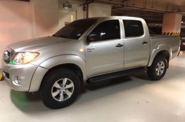 2nd Hand Toyota Hilux 2010 at 80000 km for sale in Taguig