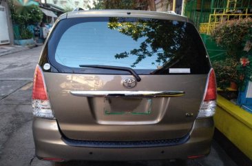 2nd Hand Toyota Innova 2011 at 30000 km for sale