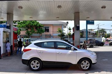 Sell Silver 2012 Hyundai Tucson in Manila