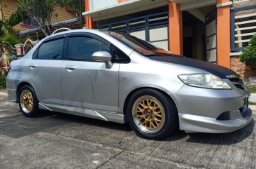 Selling 2nd Hand Honda City 2006 in Pila