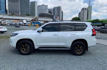 Selling Toyota Land Cruiser Prado 2018 at 5000 km in Pasig