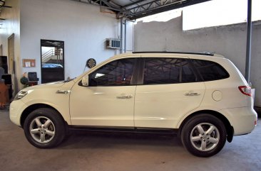 Sell White 2010 Hyundai Santa Fe in Manila