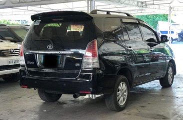 Selling 2nd Hand Toyota Innova 2010 in Makati