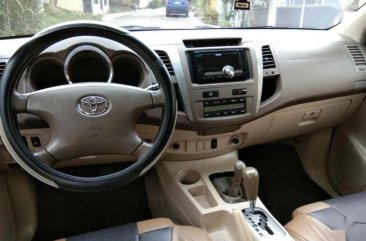 2nd Hand Toyota Fortuner 2005 Automatic Diesel for sale in San Mateo